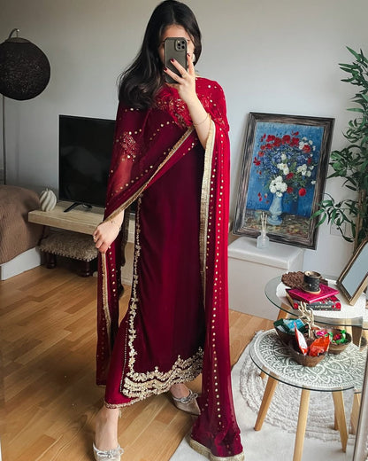 Rang-e-Ruby Suit