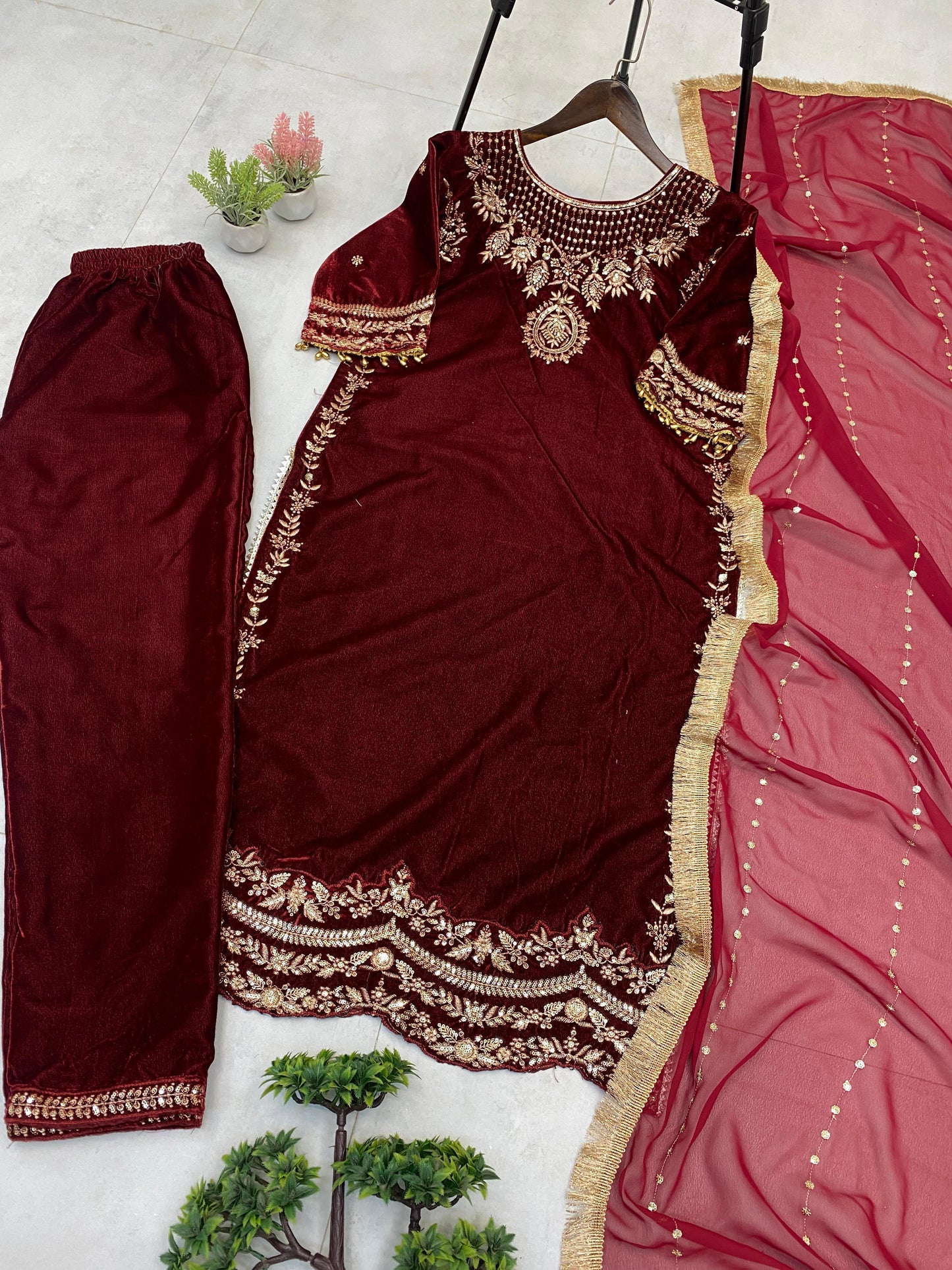 Rang-e-Ruby Suit