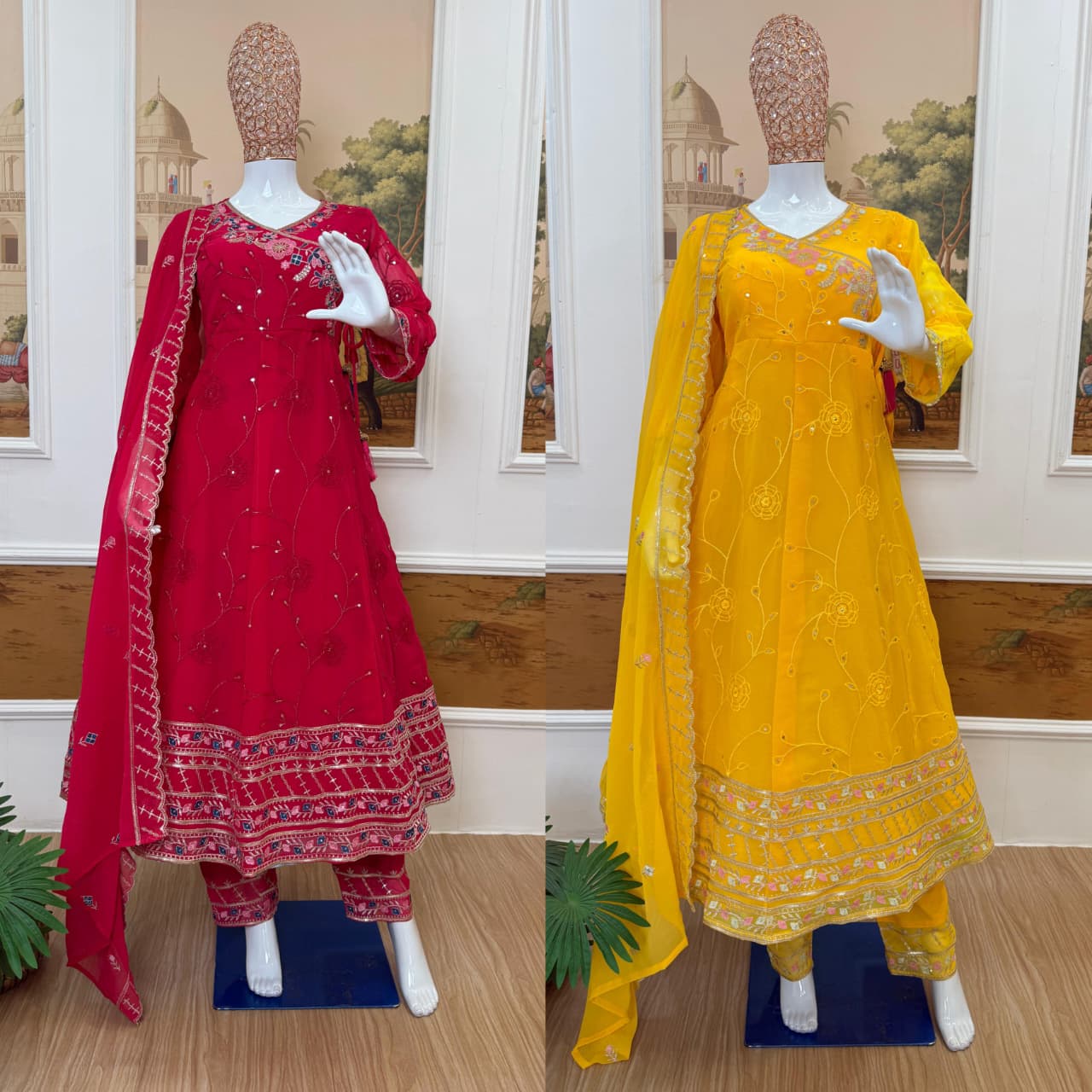 Riwaayat Crimson Anarkali Set