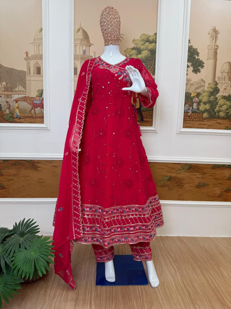 Riwaayat Crimson Anarkali Set