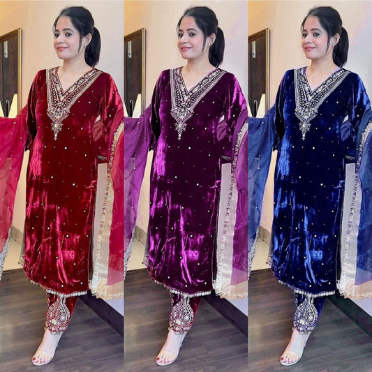 Aira Velvet Kurti Set